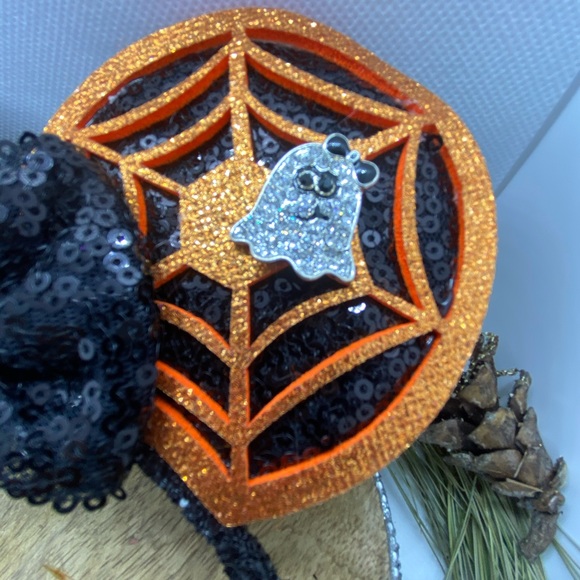 Halloween spider web orange black sequin headband - Picture 3 of 5